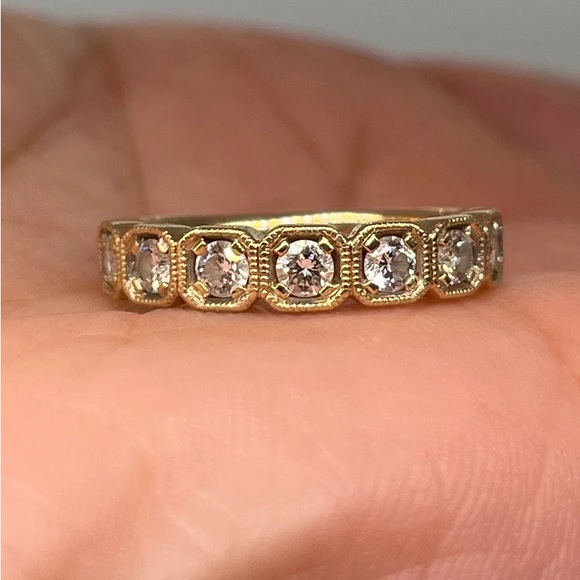 Diamond Wedding Band in 14KT Yellow Gold (1/2ct tw) - Picture 9 of 9